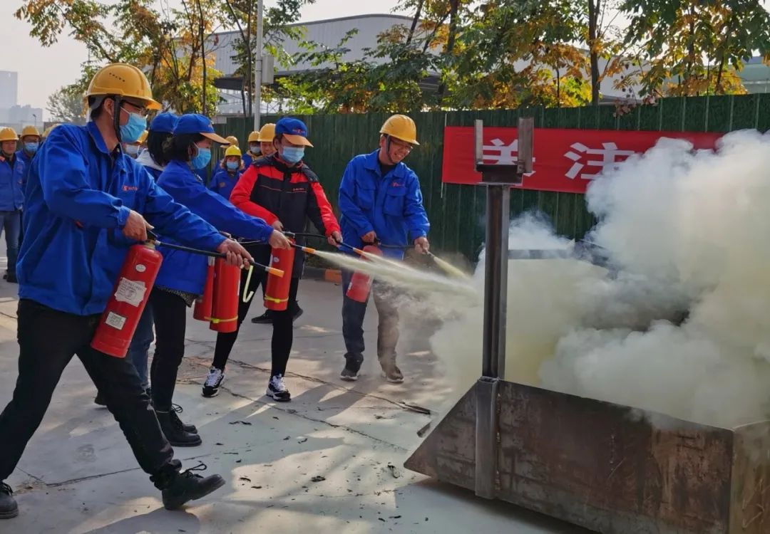 消防知識(shí)培訓(xùn)心得體會(huì)：消防安全至關(guān)重要，必須時(shí)刻警惕